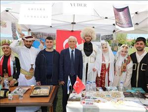 39f302f2-fa8b-465a-a92e-5757f54f12a5-📸bahar-senliklerinin-ilk-gununde-yasanan-en-guzel-anlari-sizin-icin-derledik!-🥳-🌟iste-karsini-(1).jpg